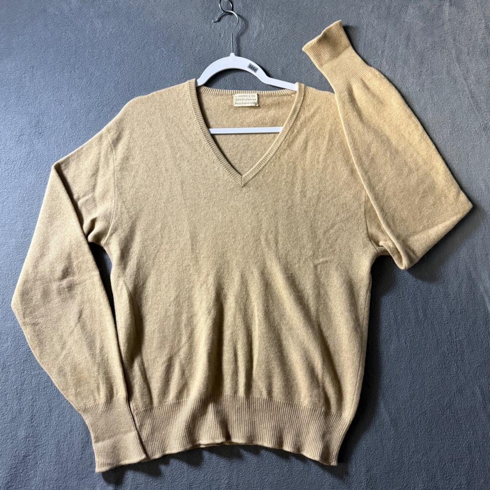 Vintage A Harris & Co Cashmere V-Neck Sweater Mens Medium Camel Tan